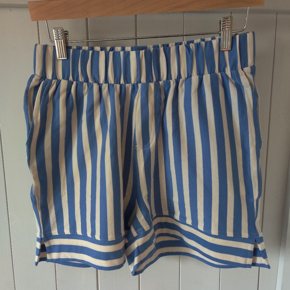 Pact staycation blue and white striped sleeve short